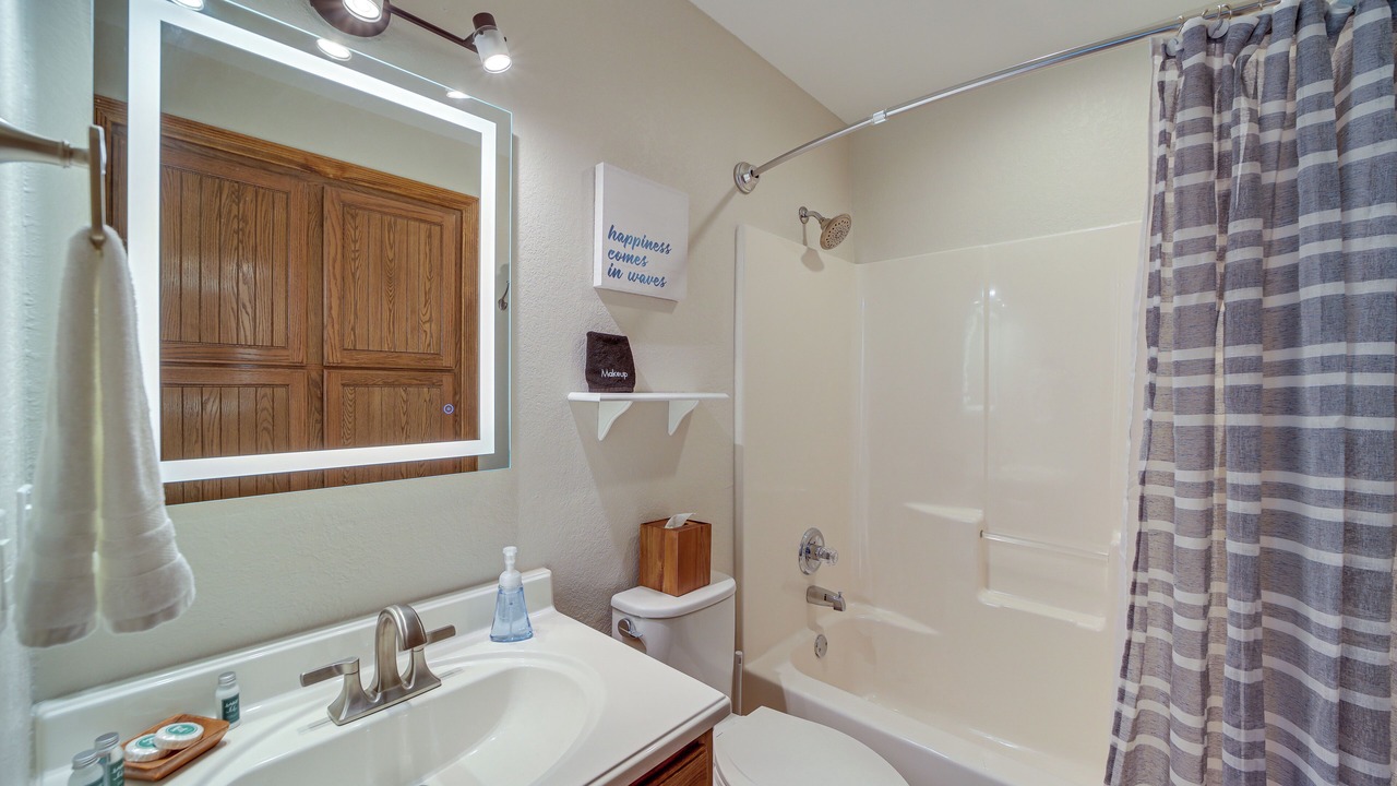 Photo of Bathroom in Eufaula