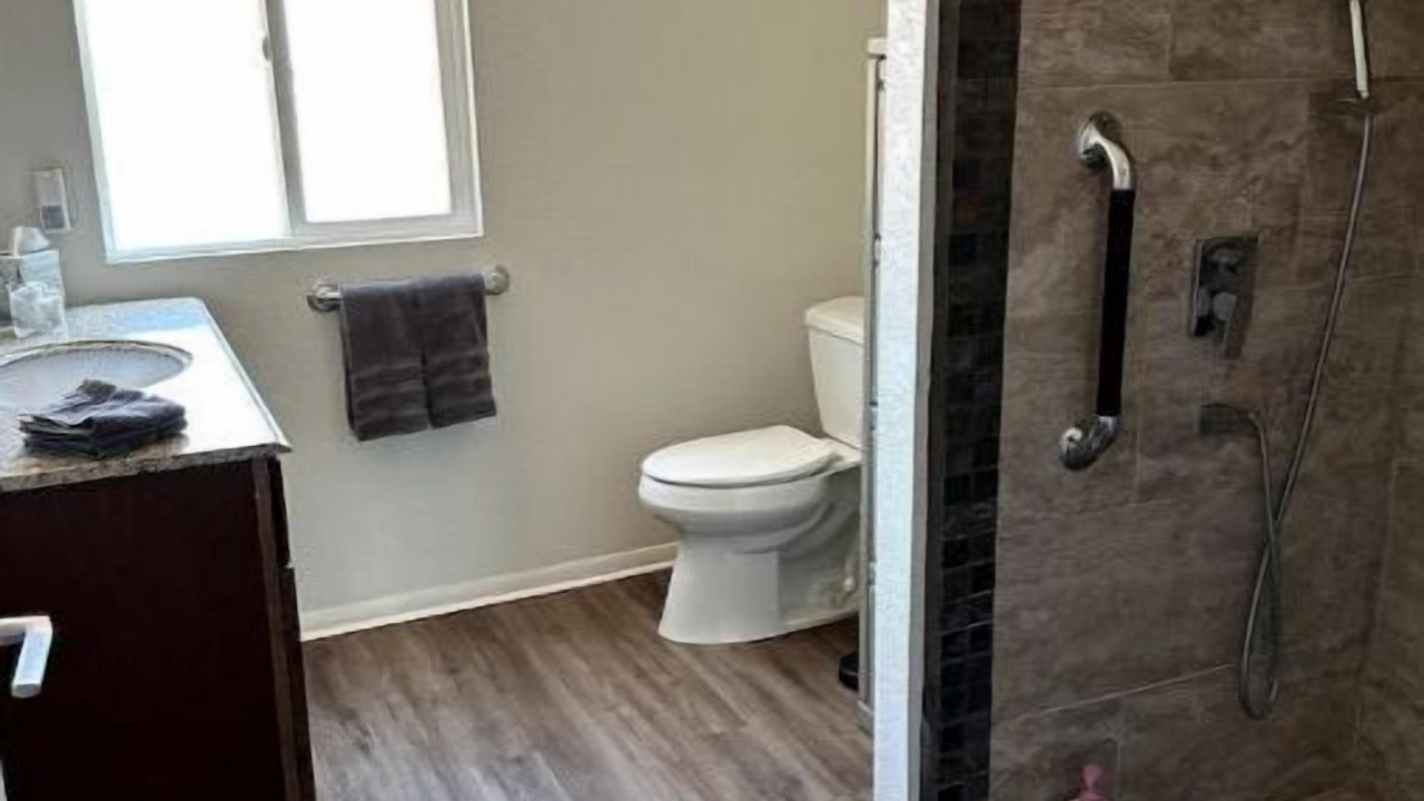 Photo of Bathroom in Camp Verde