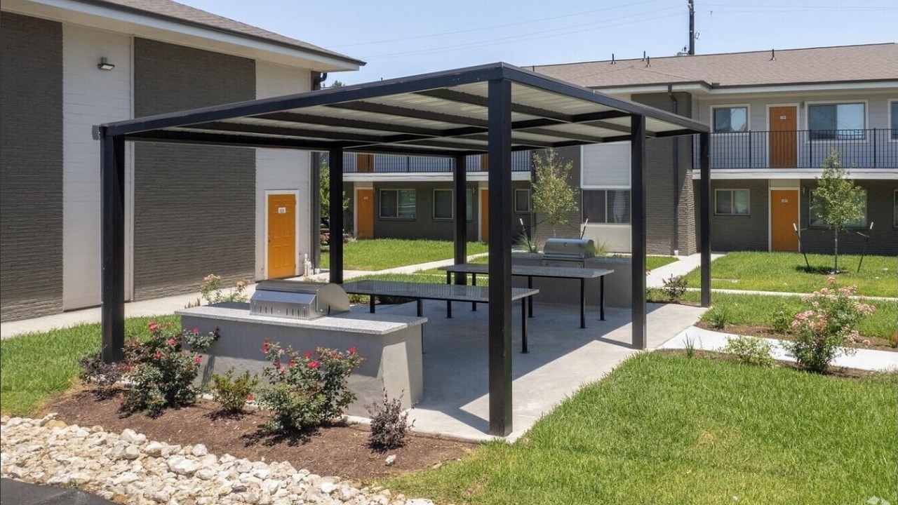 Photo of Outdoor in South Houston