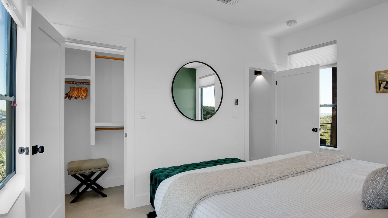 Photo of Bedroom in Kendalia