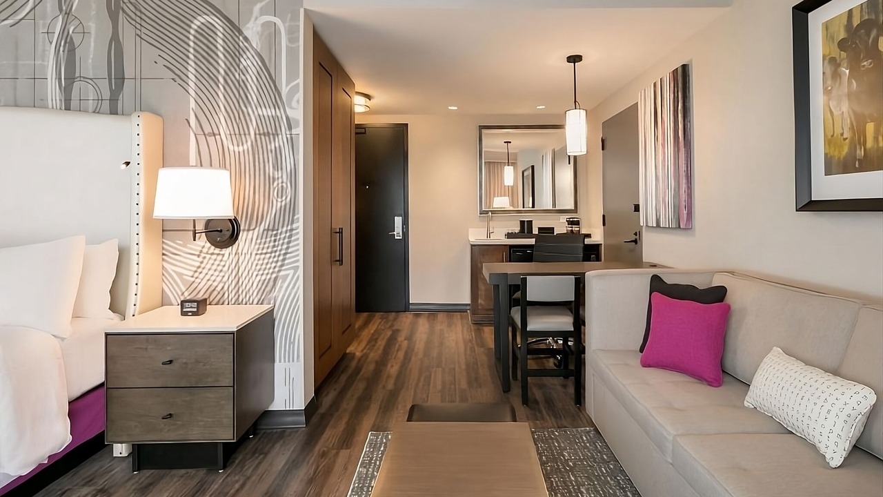 Photo of Livingroom in Berkeley Heights