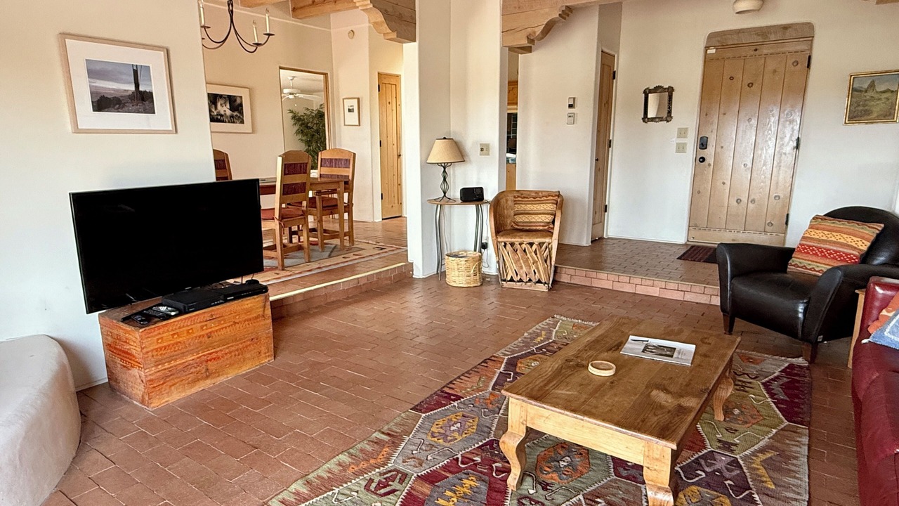 Photo of Livingroom in Eldorado at Santa Fe