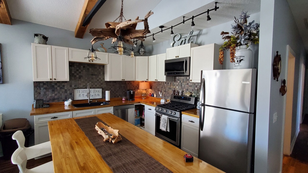 Photo of Kitchen in Appling County