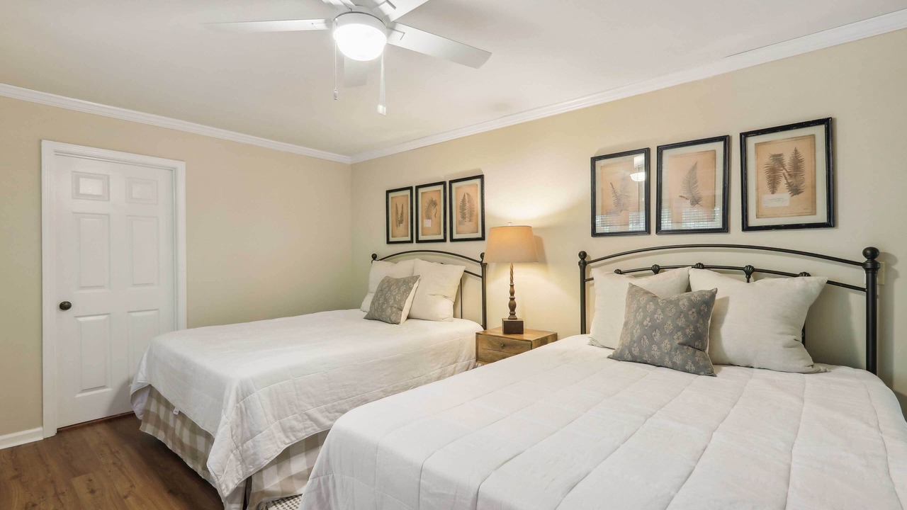 Photo of Others in Pine Mountain Valley