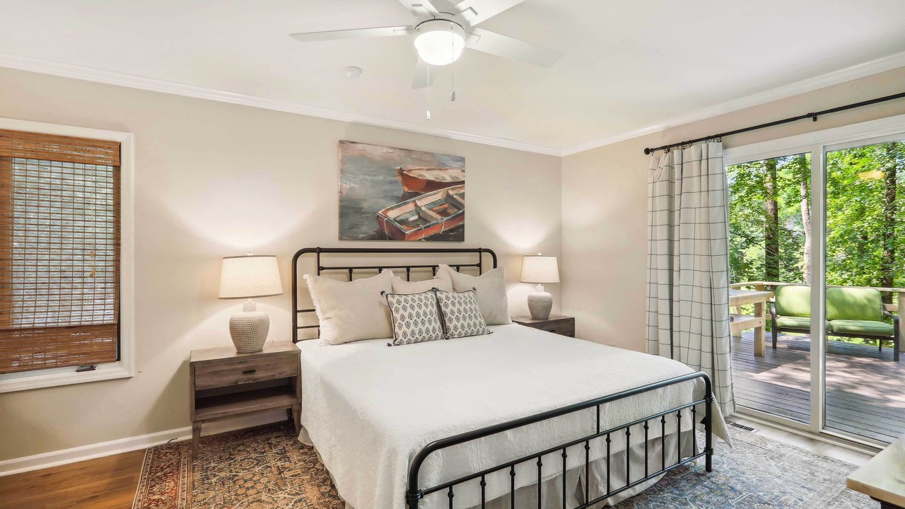 Photo of Others in Pine Mountain Valley