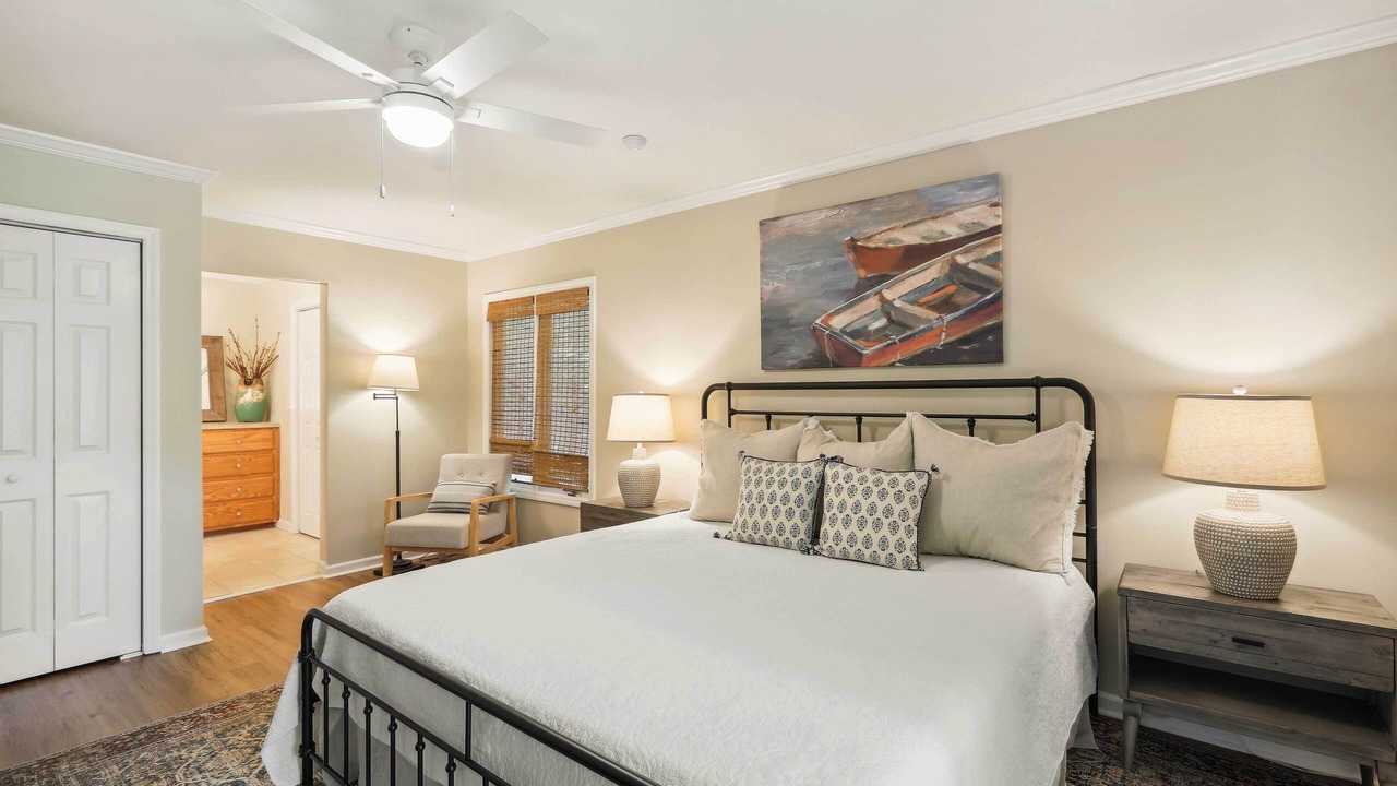 Photo of Bedroom in Pine Mountain Valley