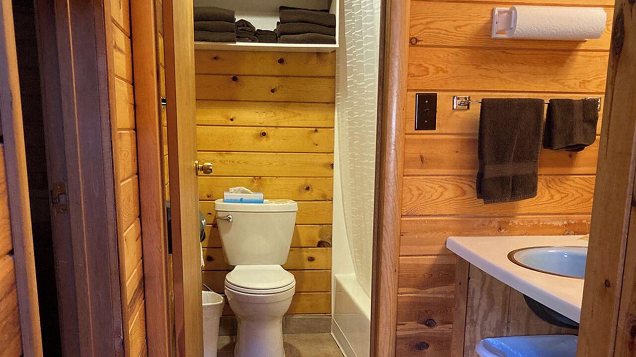 Photo of Bathroom in Deadwood