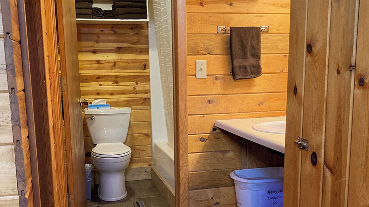 Photo of Bathroom in Deadwood