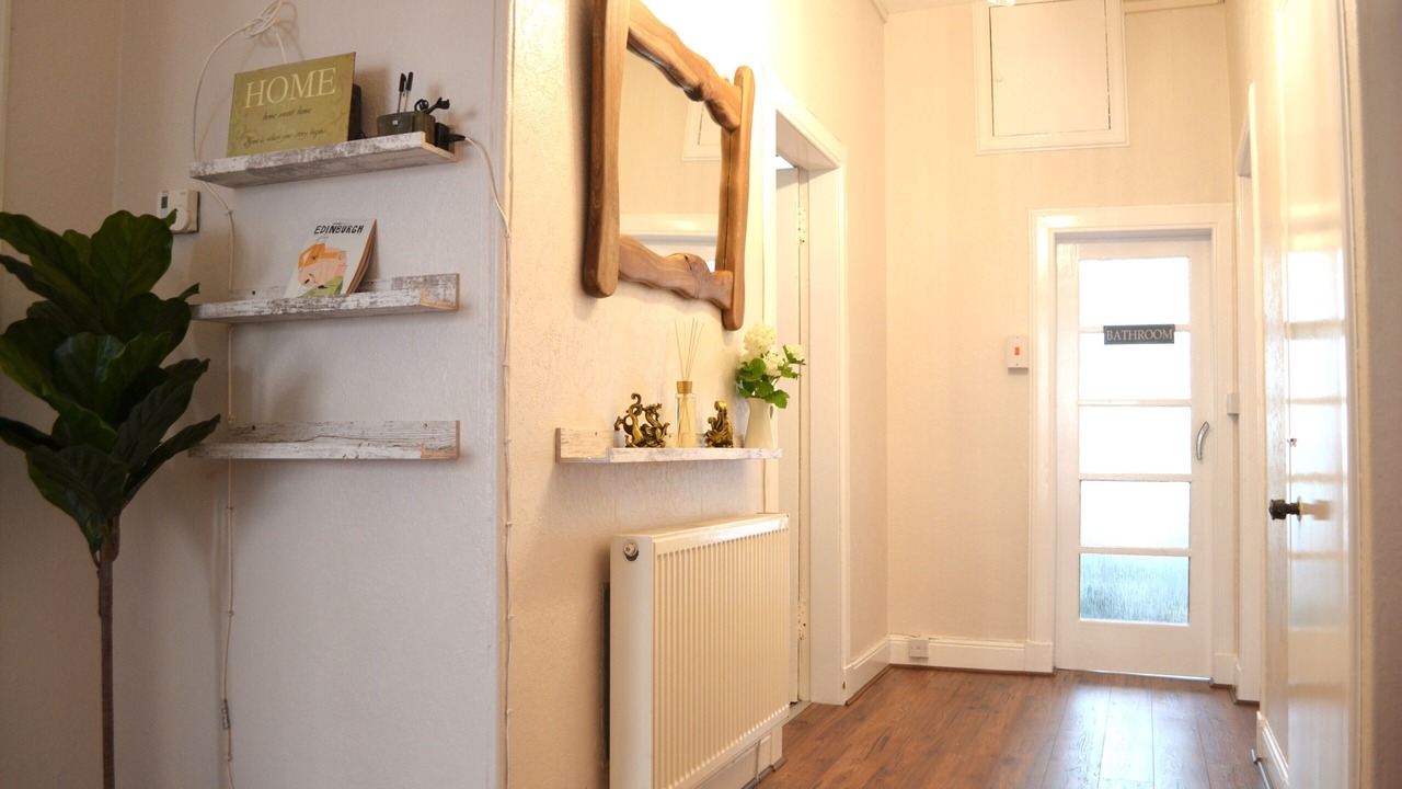 Photo of Others in Bruntsfield