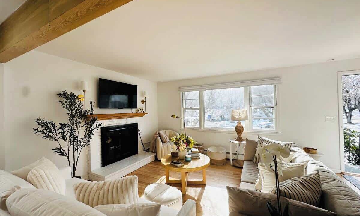 Photo of Livingroom in Fairfield