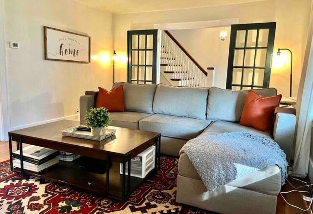 Photo of Livingroom in Keller Park