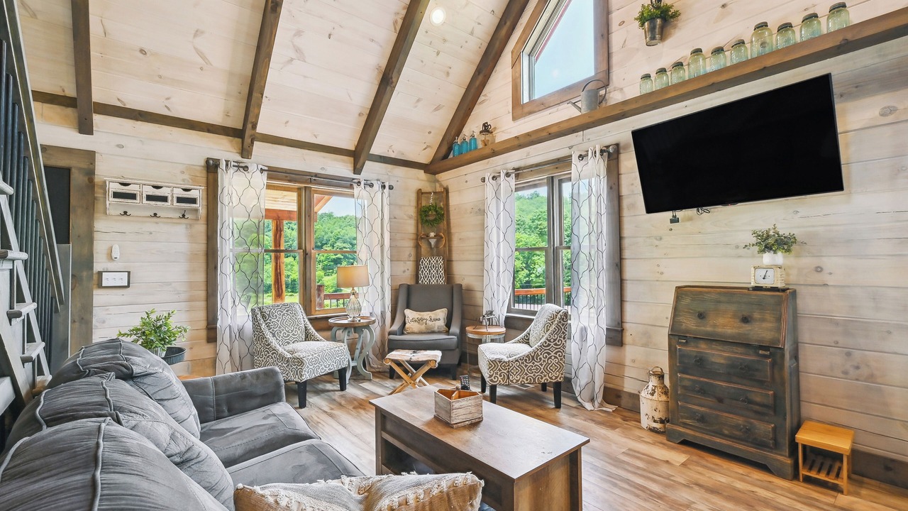 Photo of Bedroom in Burks Fork