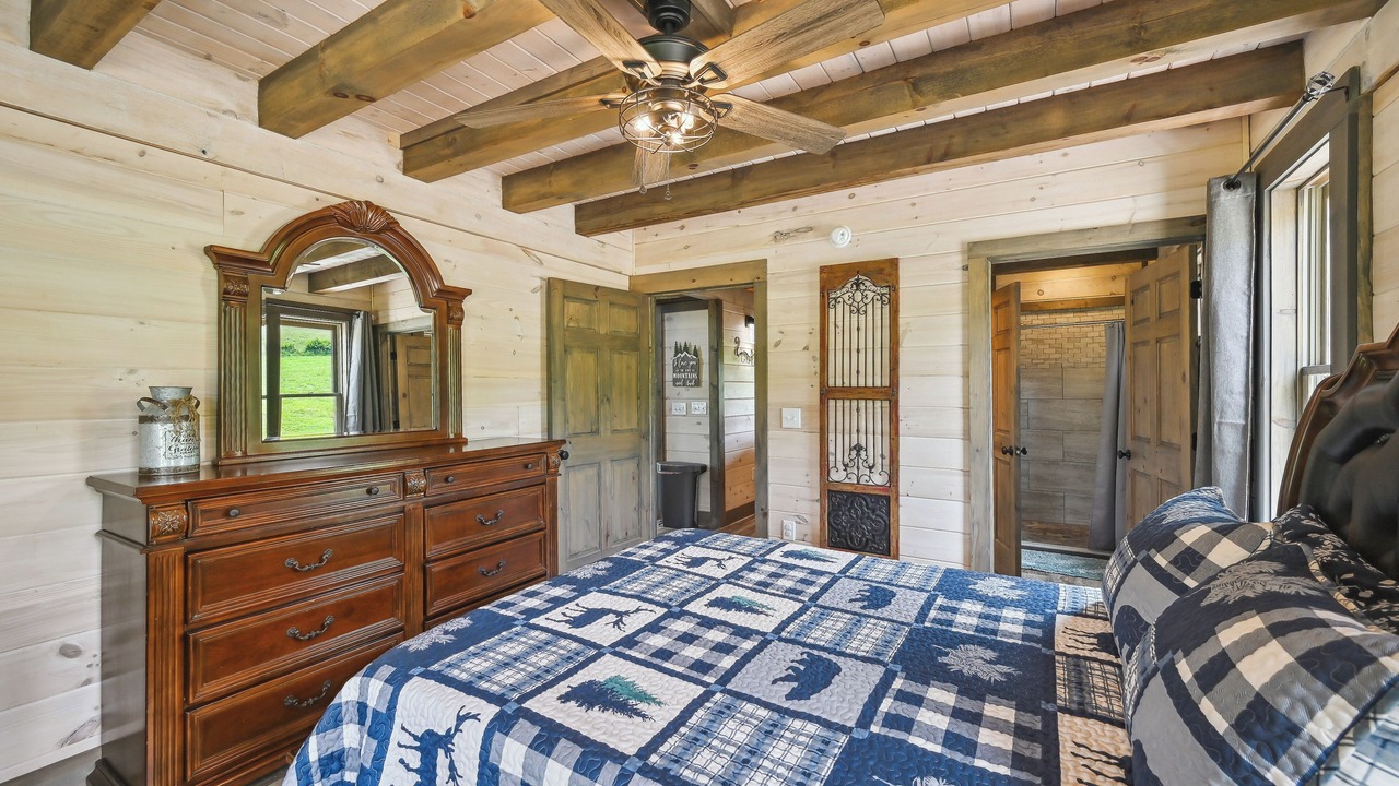 Photo of Bedroom in Burks Fork