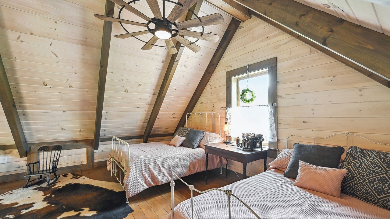 Photo of Bedroom in Burks Fork