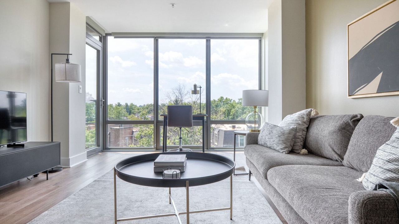 Photo of Livingroom in Pentagon City