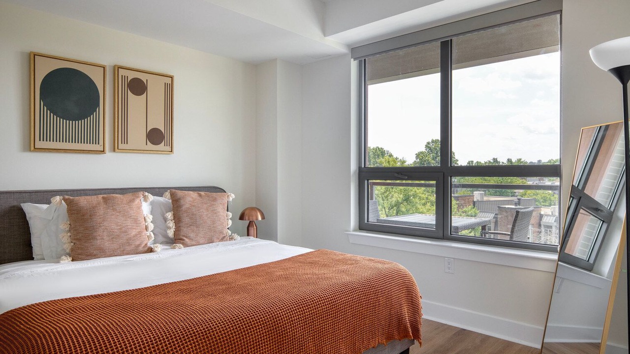 Photo of Bedroom in Pentagon City