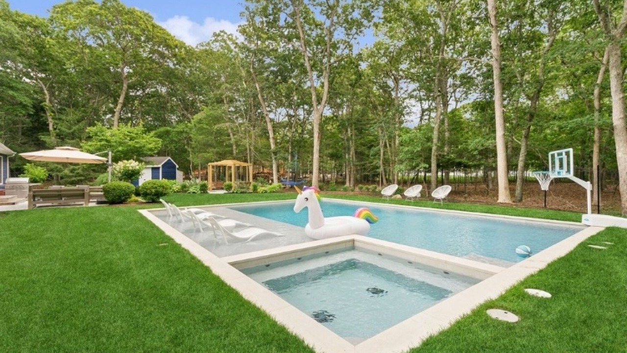 Photo of Outdoor in East Hampton North