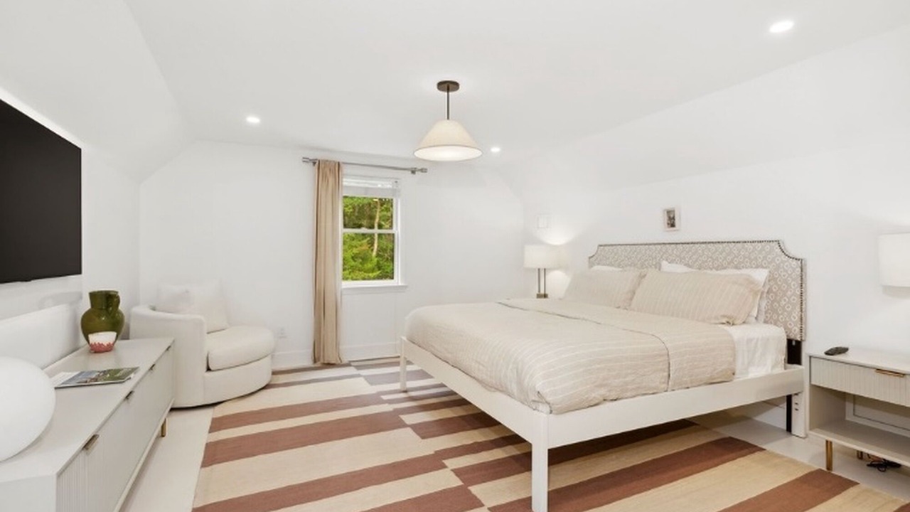 Photo of Bedroom in East Hampton North