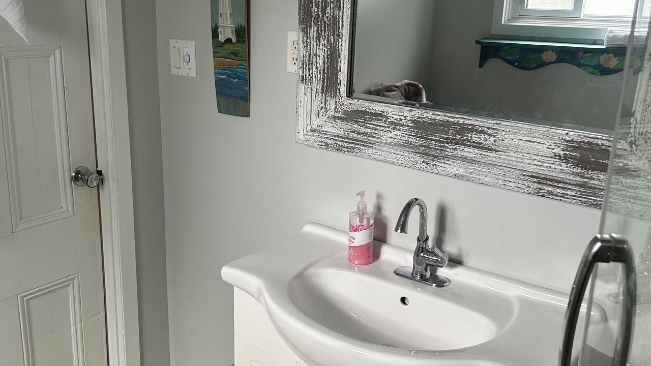 Photo of Bathroom in Eastern Passage