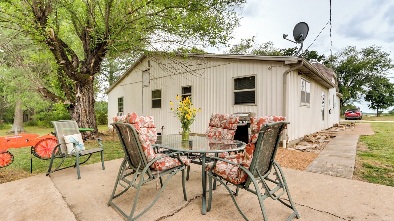 Photo of Outdoor in Weaubleau