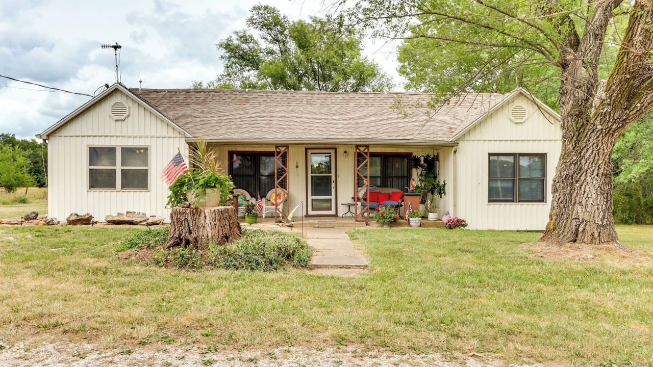 Photo of Outdoor in Weaubleau