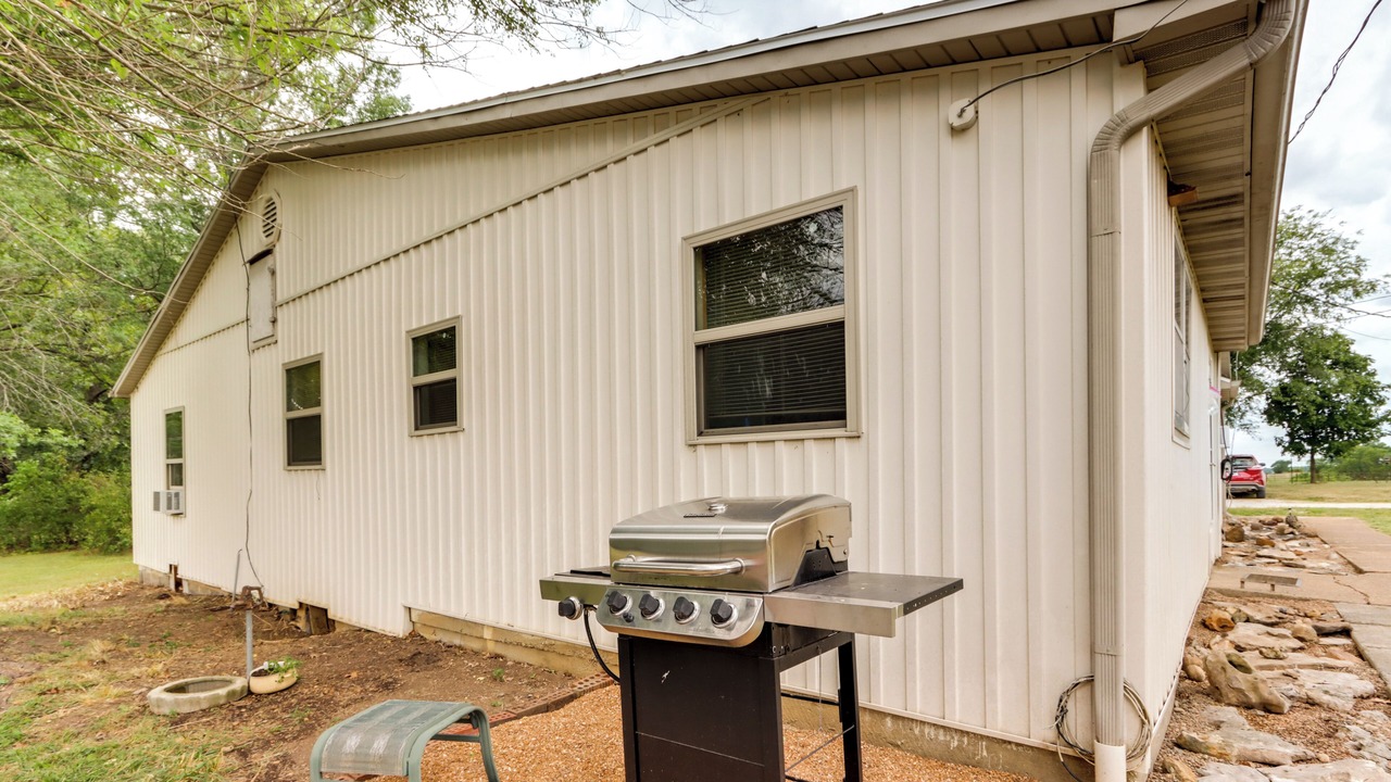 Photo of Outdoor in Weaubleau