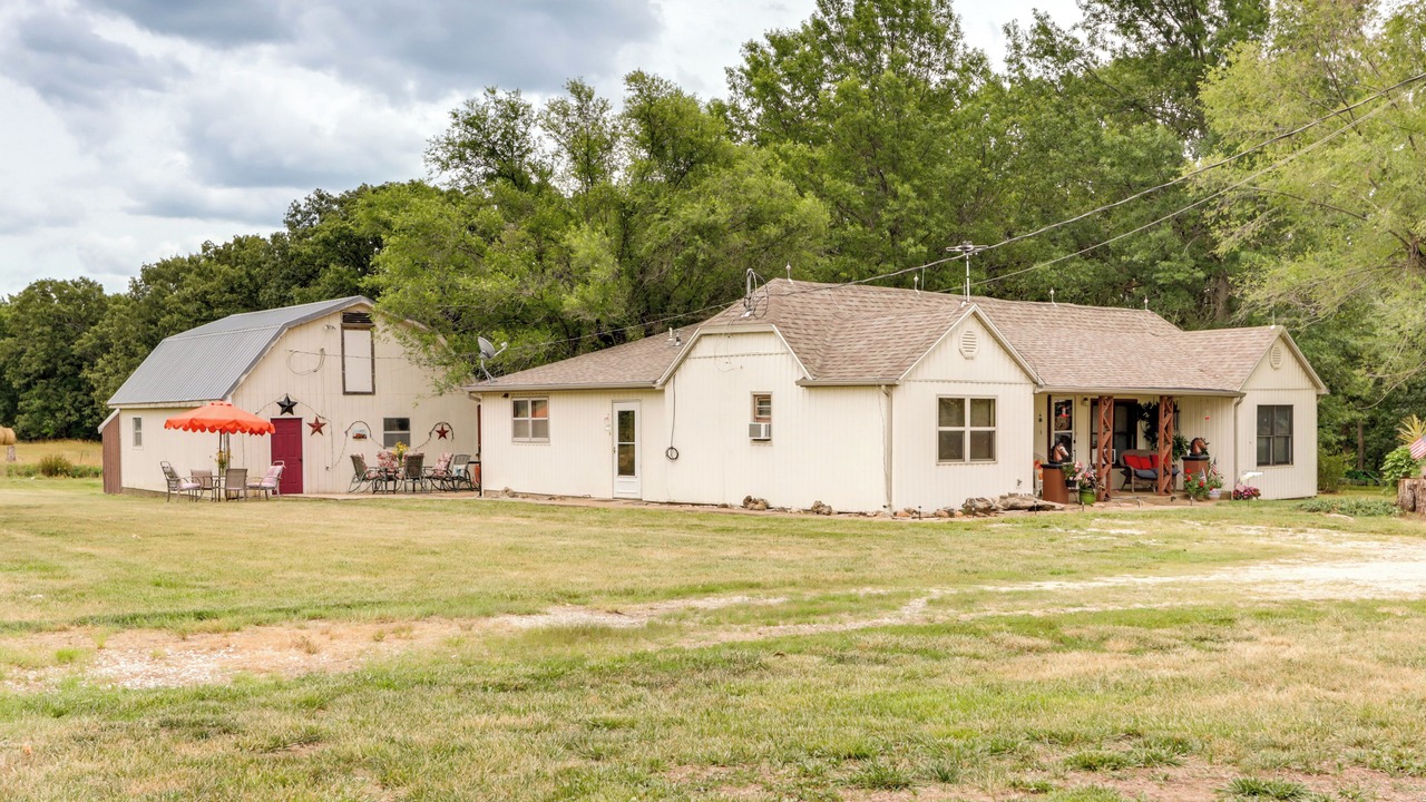Photo of Outdoor in Weaubleau