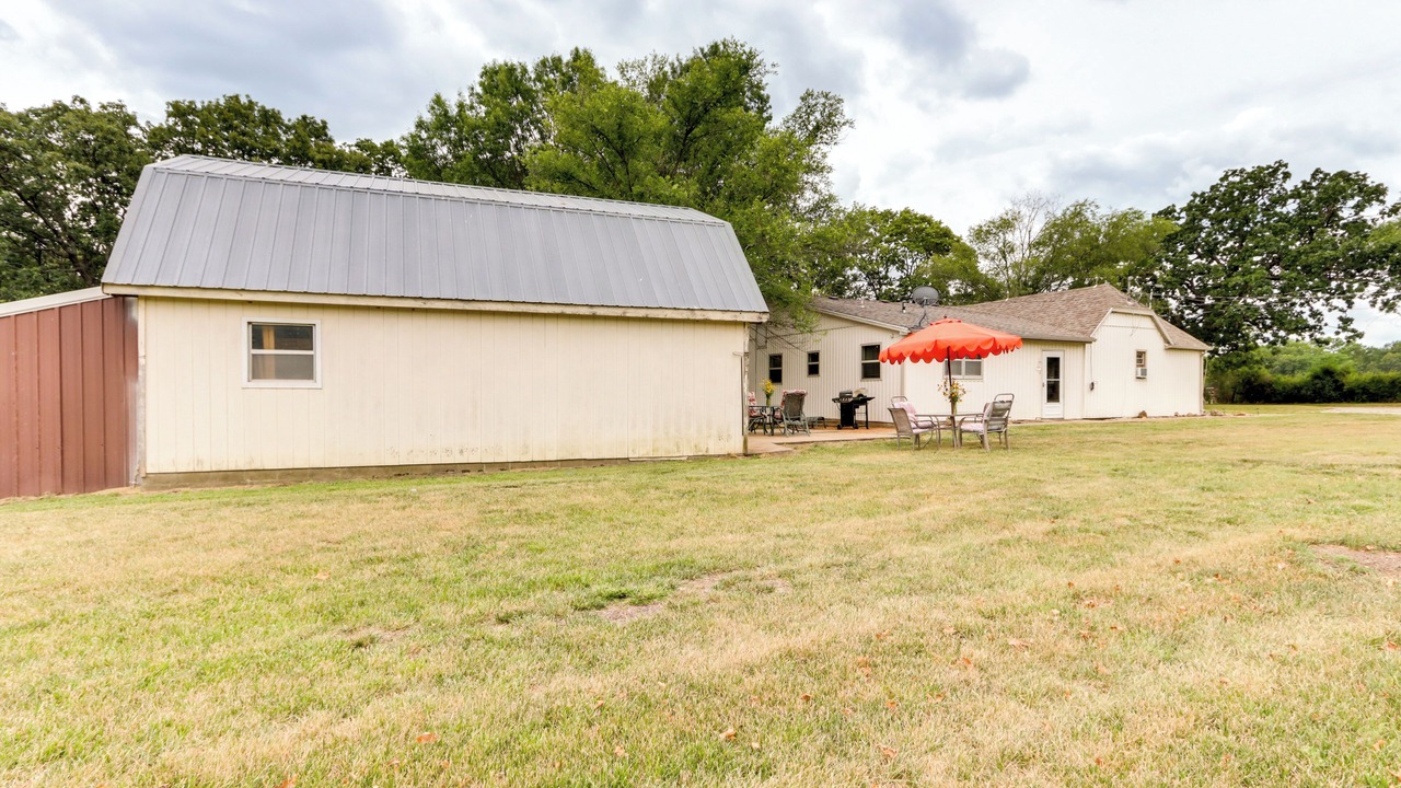Photo of Outdoor in Weaubleau
