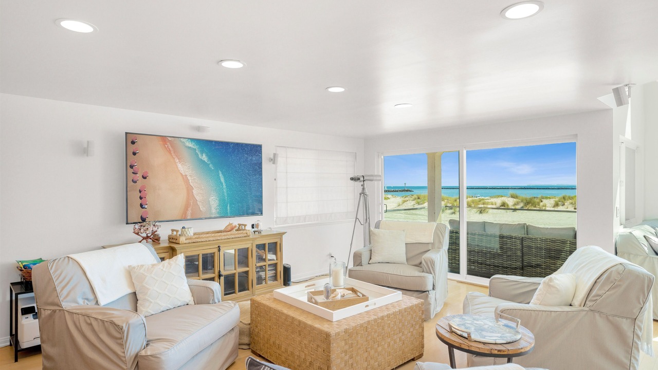 Photo of Livingroom in Hollywood