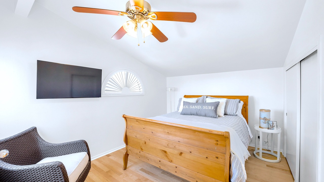 Photo of Bedroom in Hollywood