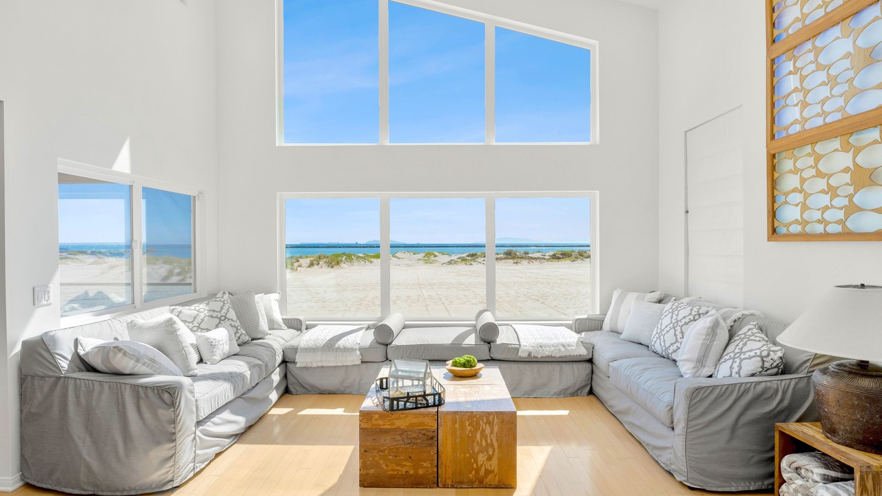 Photo of Livingroom in Hollywood