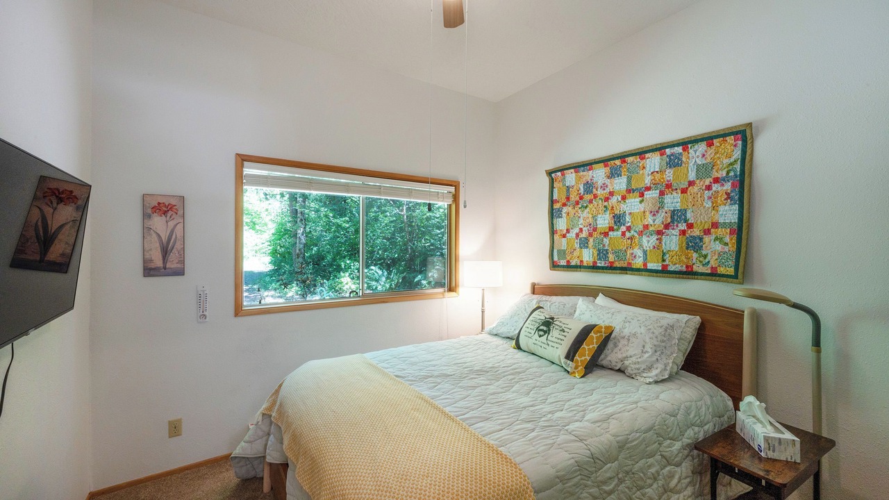 Photo of Bedroom in Blue River