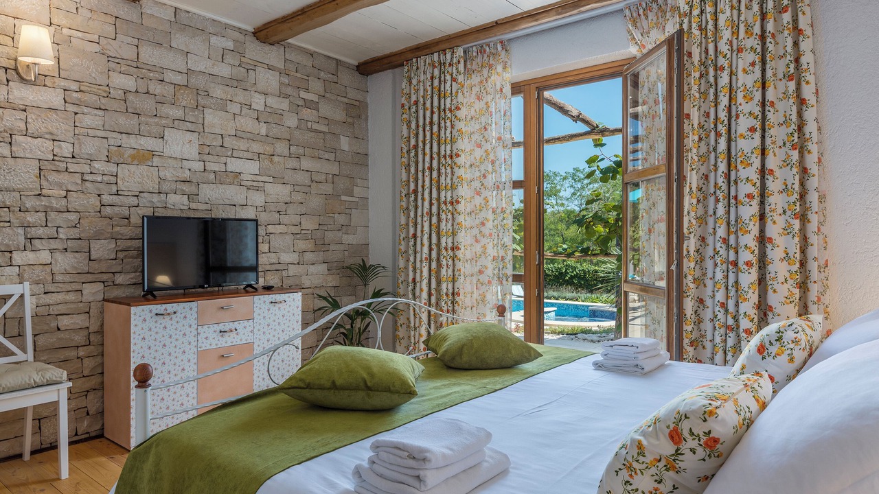 Photo of Bedroom in Heki