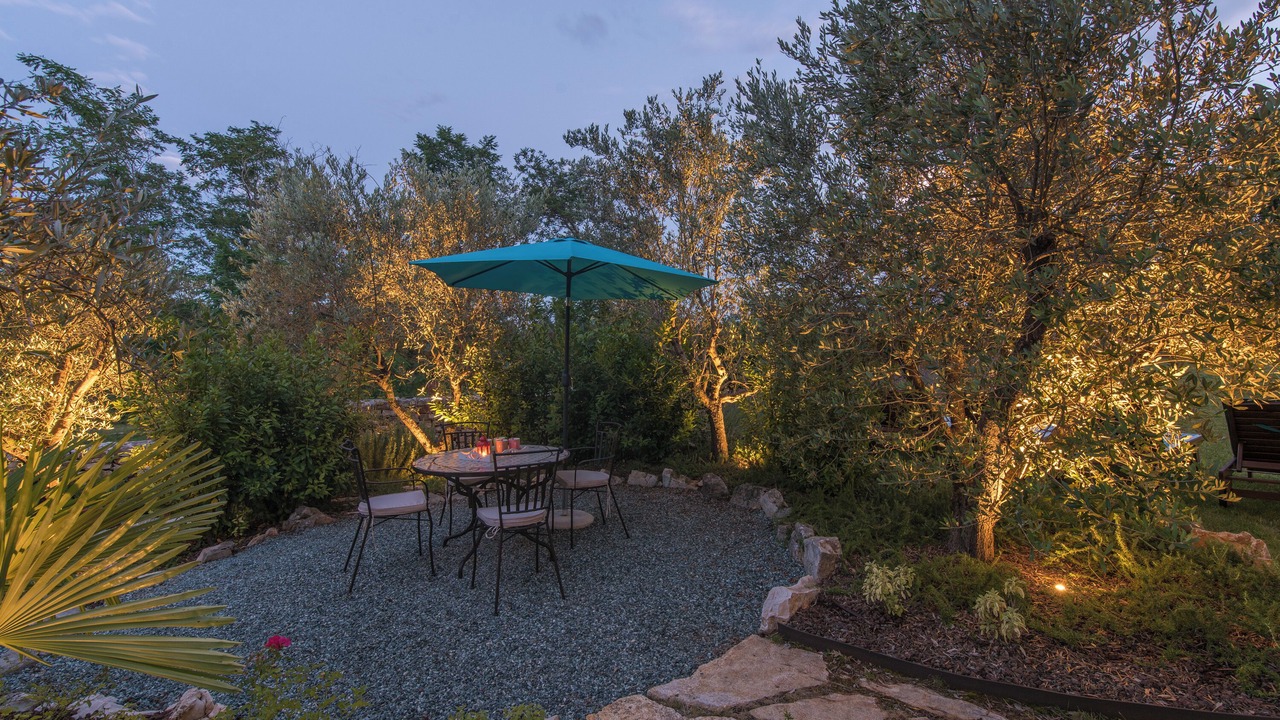 Photo of Outdoor in Heki
