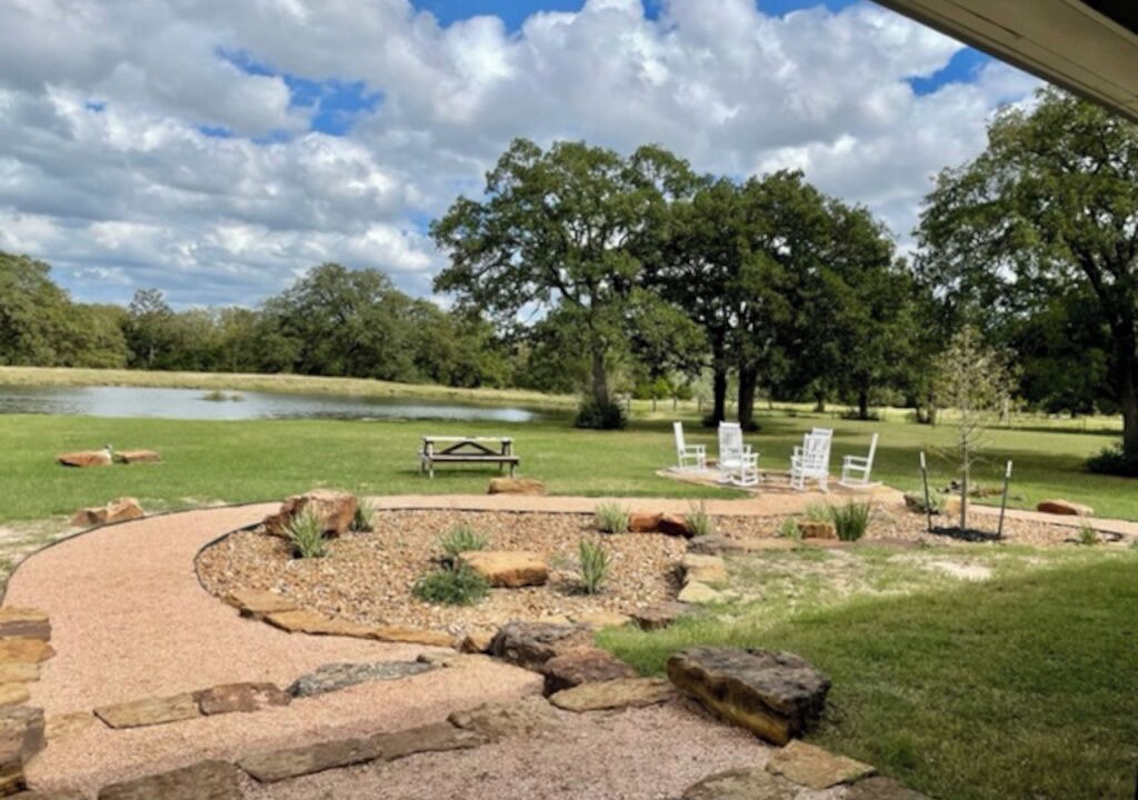 Photo of Outdoor in Ledbetter