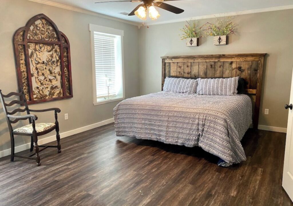 Photo of Bedroom in Ledbetter