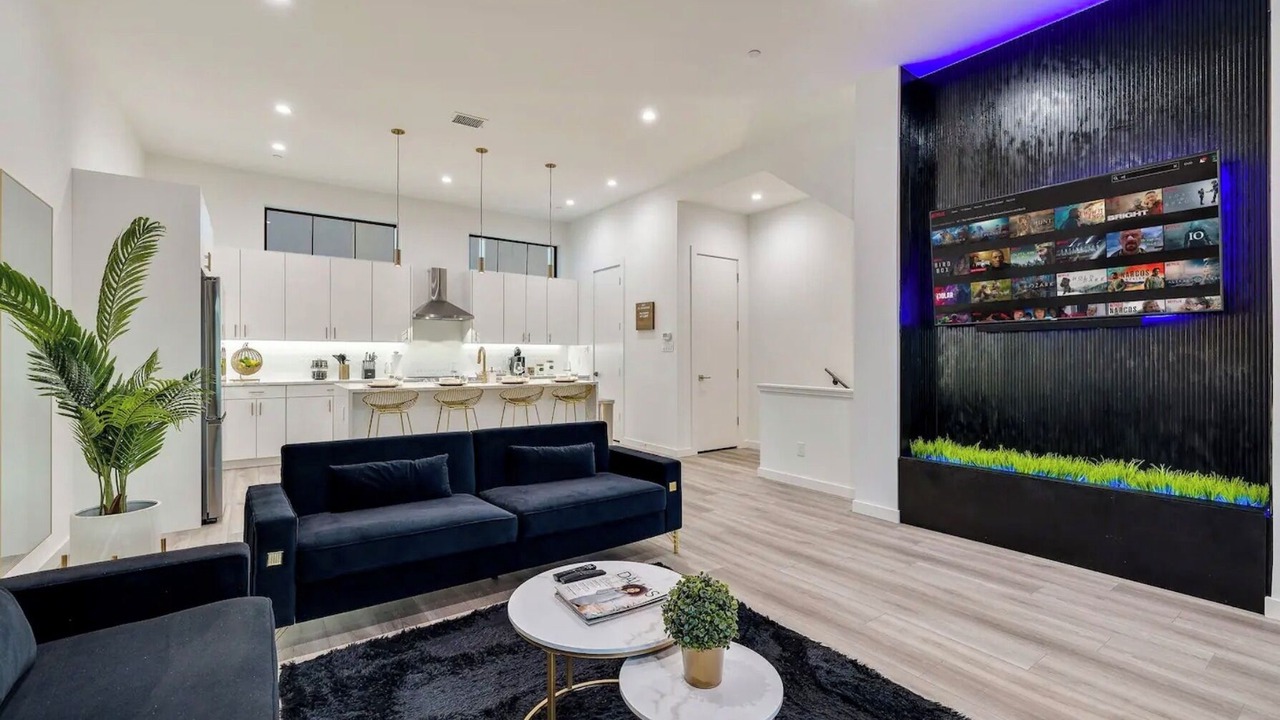 Photo of Livingroom in Cedars