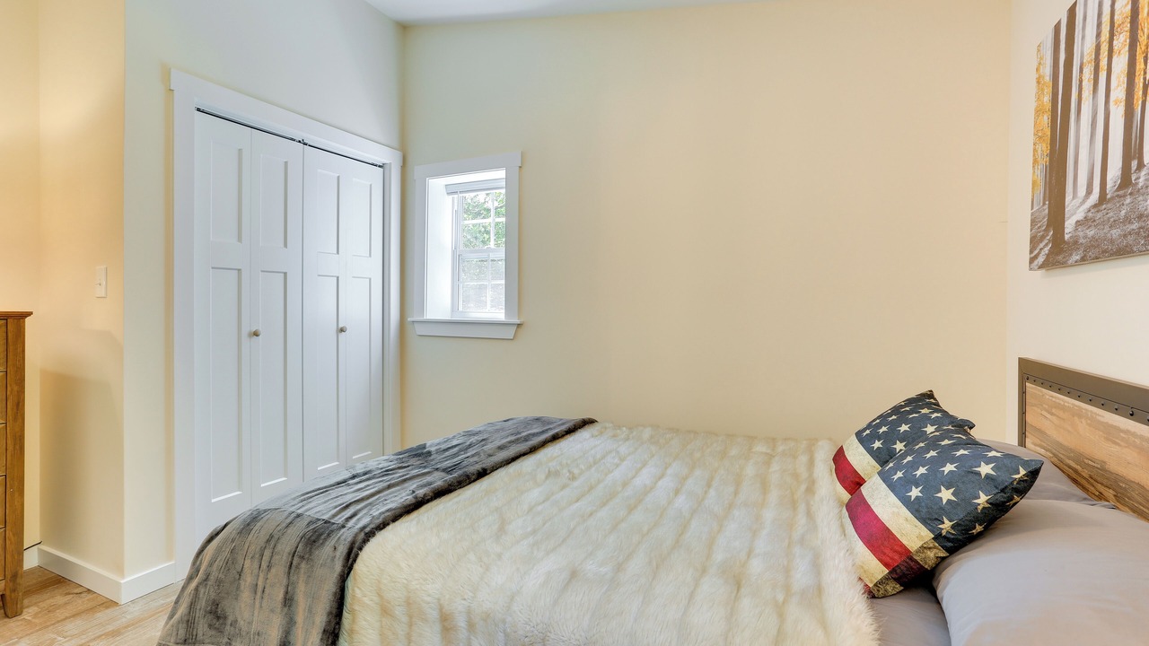 Photo of Bedroom in East Stroudsburg