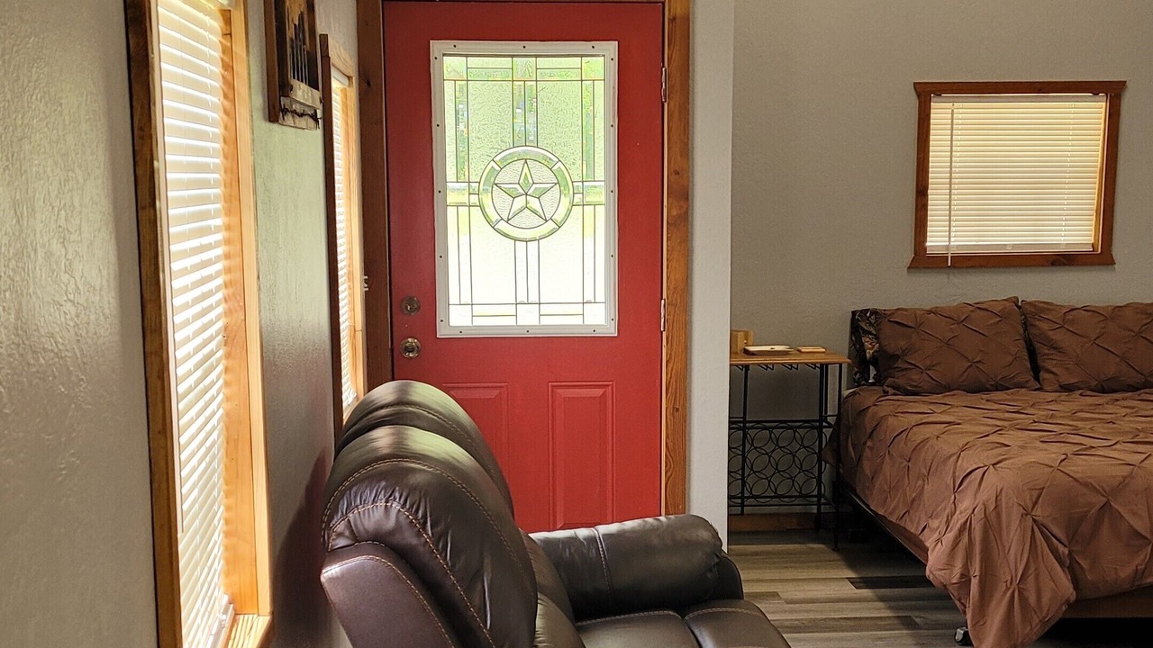 Photo of Bedroom in Broaddus