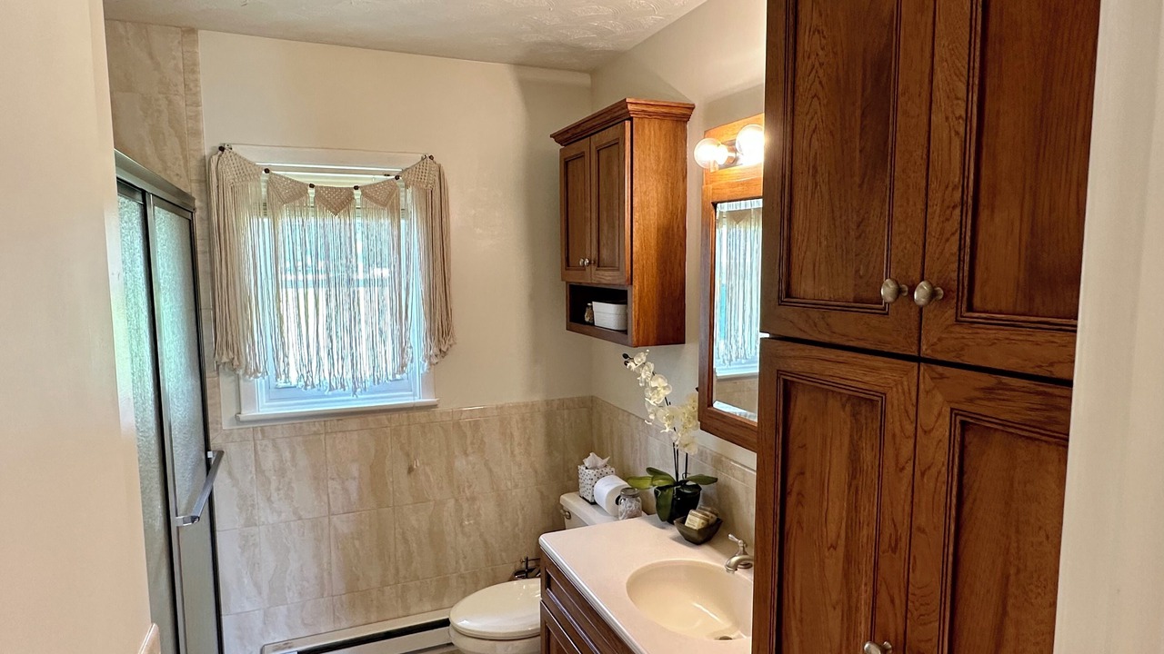 Photo of Bathroom in Benton