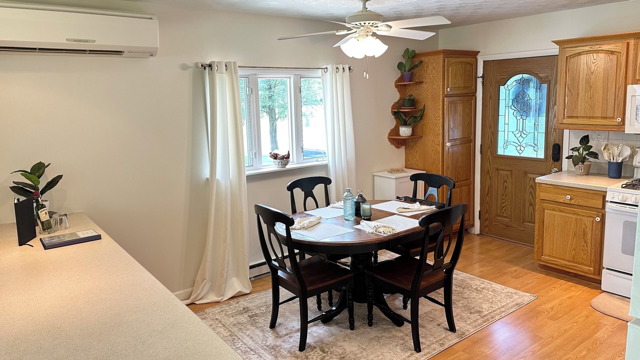 Photo of Others in Benton