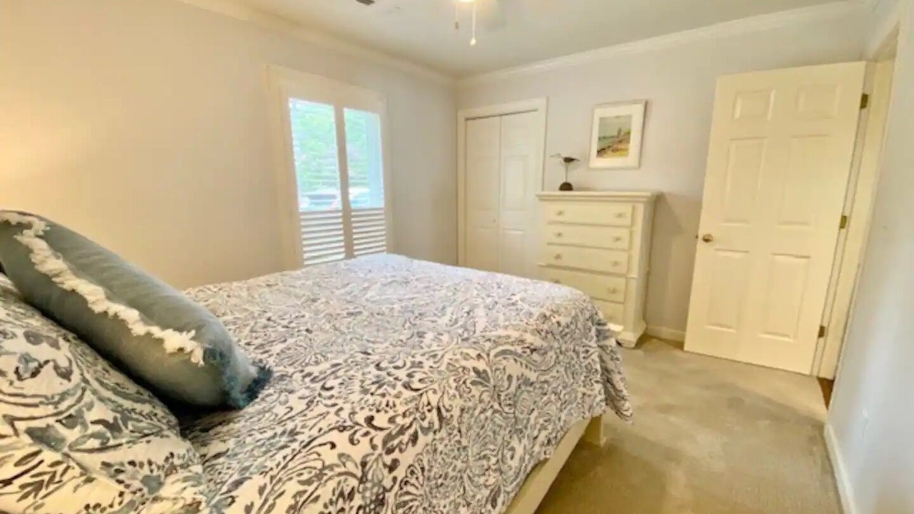 Photo of Bedroom in Edenton