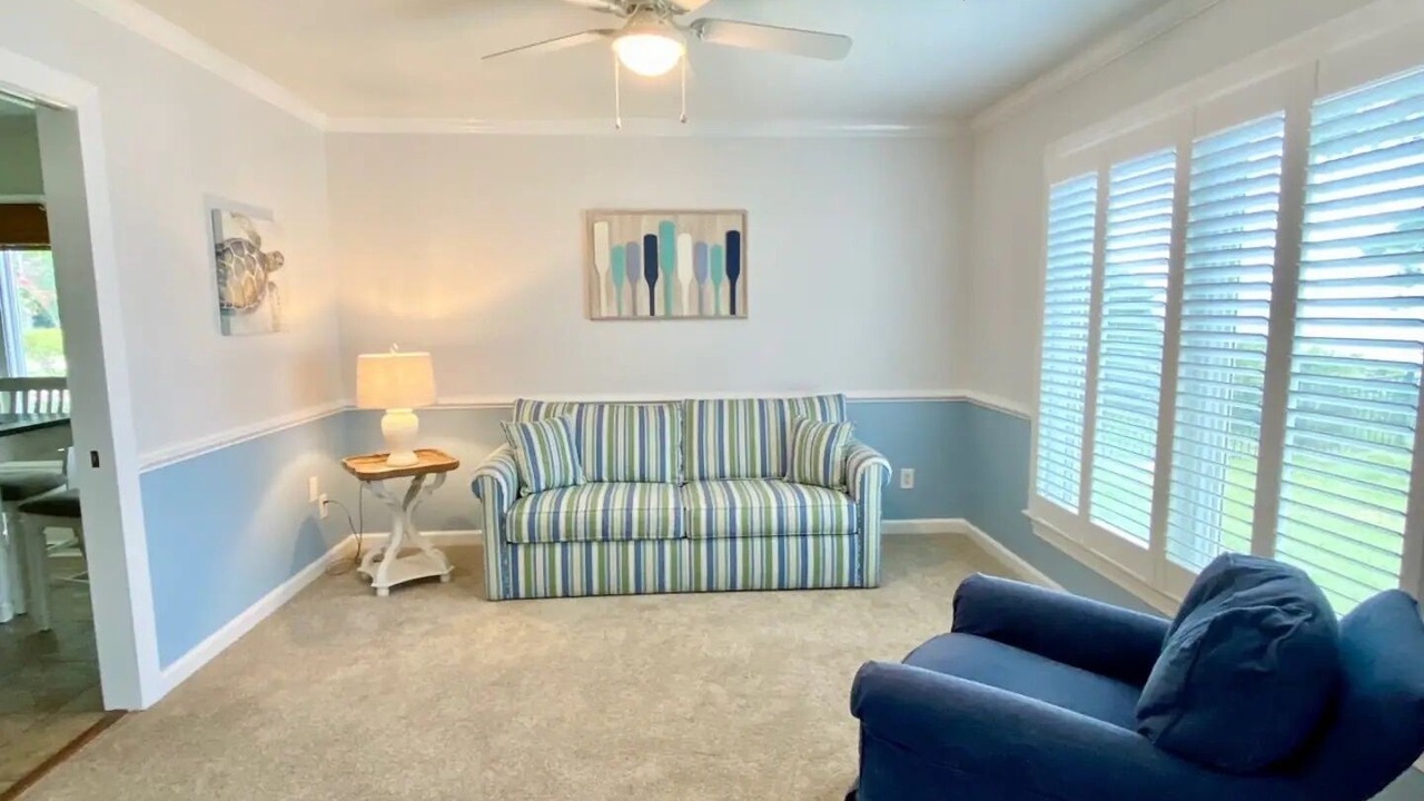Photo of Livingroom in Edenton