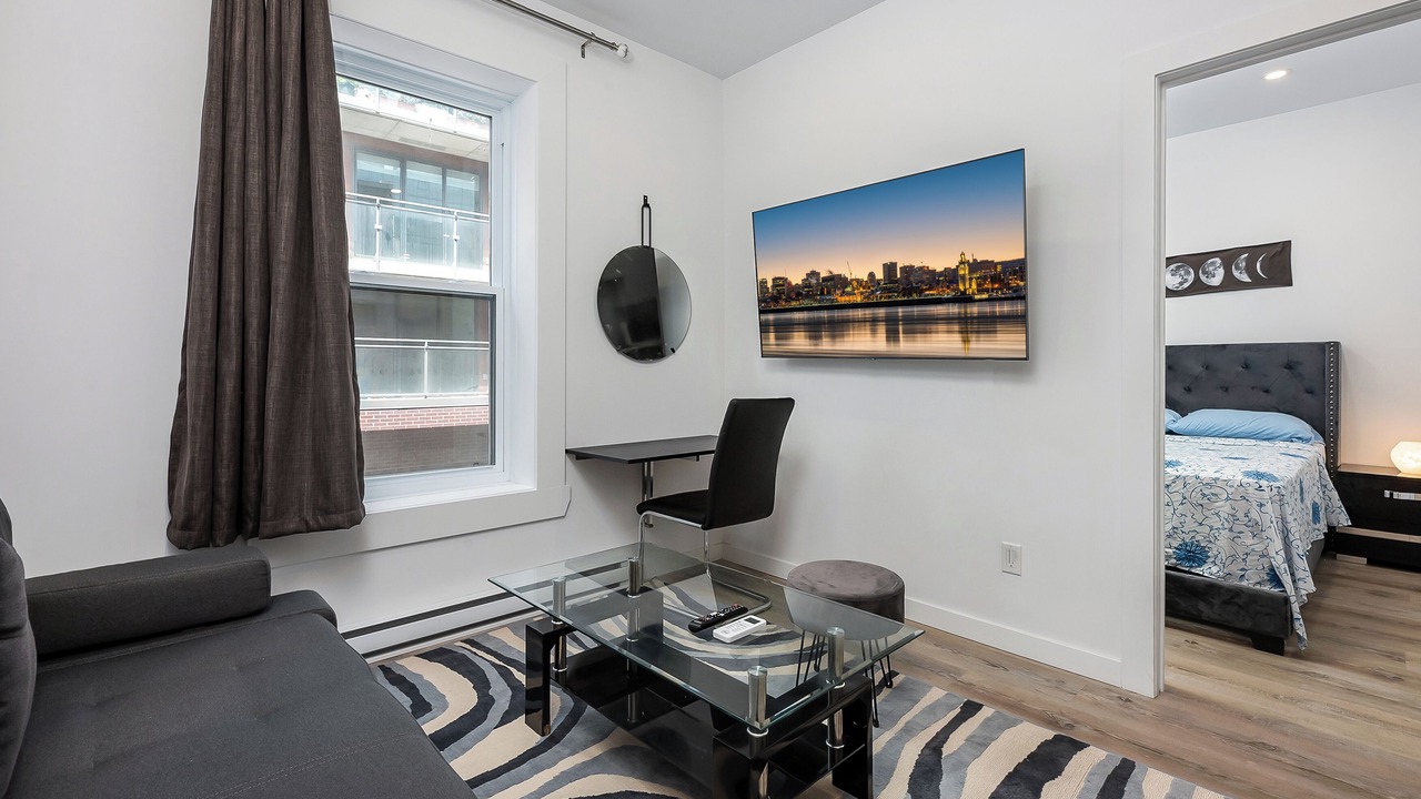Photo of Bedroom in Quartier des Spectacles
