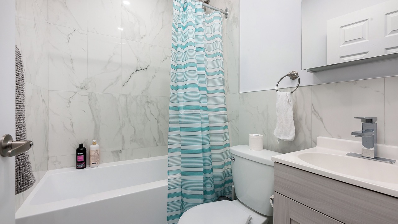 Photo of Bathroom in Quartier des Spectacles