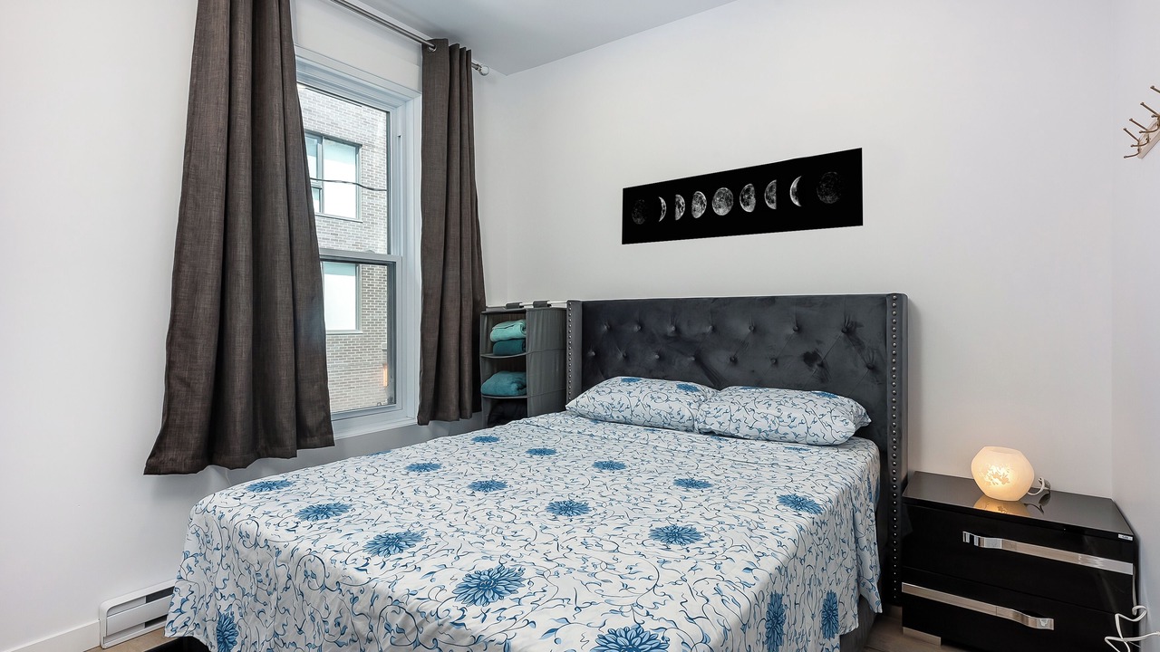 Photo of Bedroom in Quartier des Spectacles