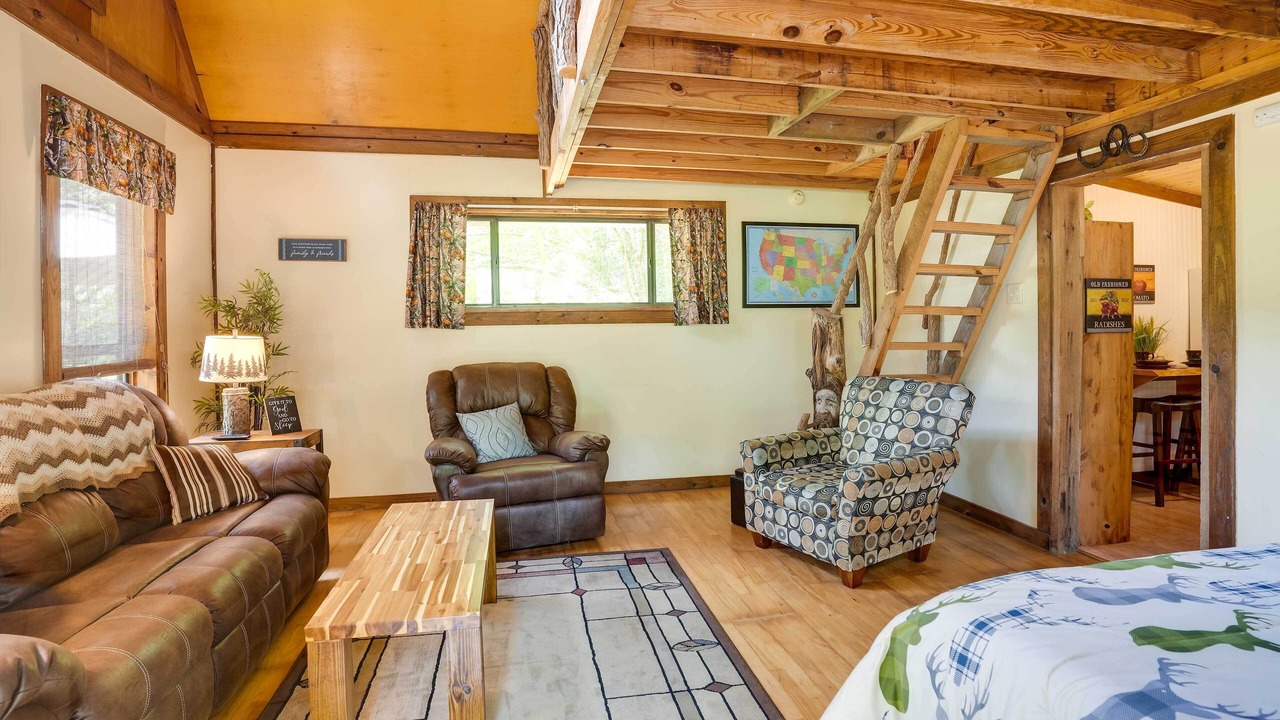 Photo of Bedroom in Menlo