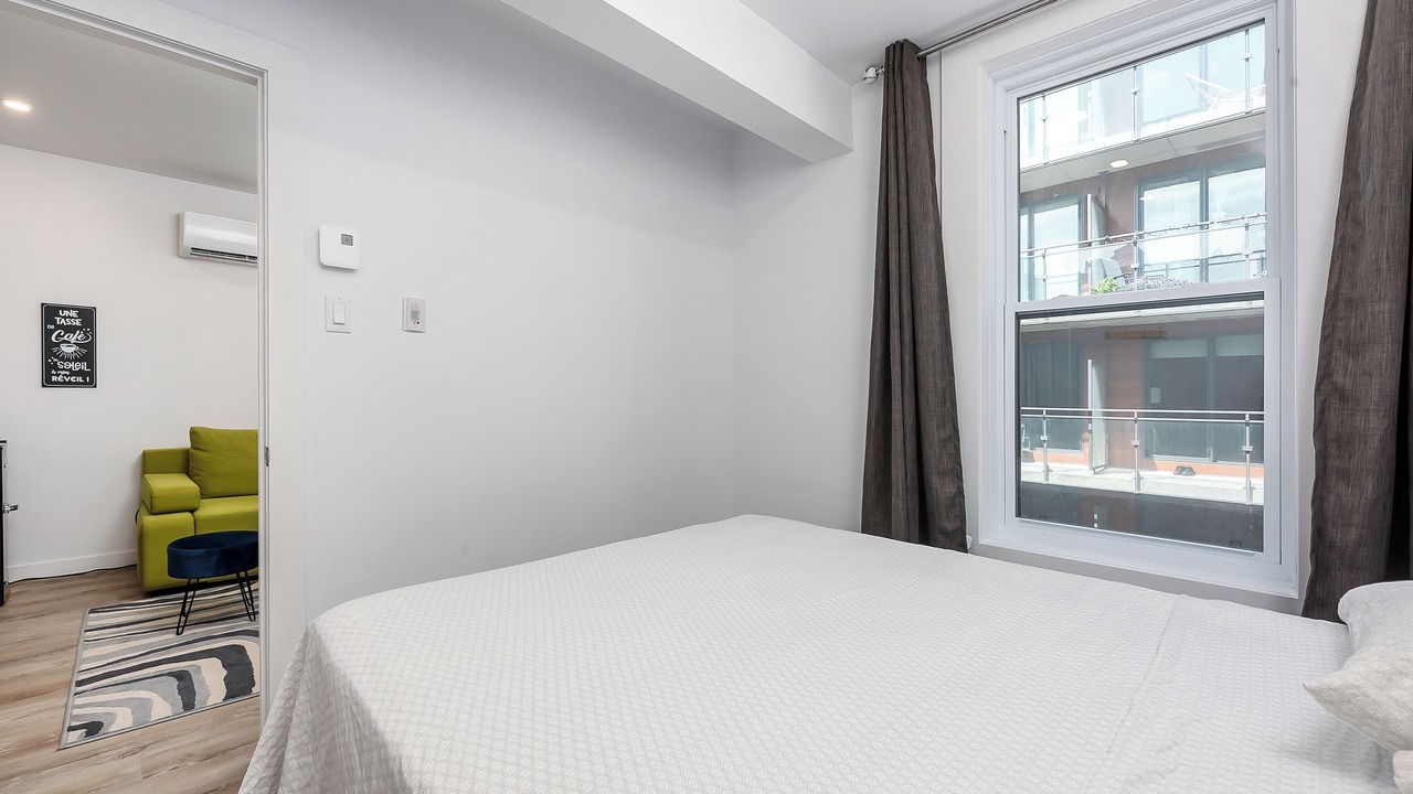 Photo of Bedroom in Quartier des Spectacles
