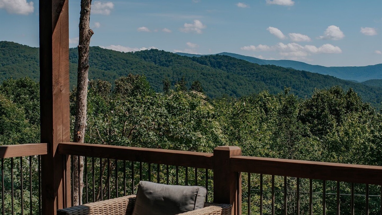 Photo of Outdoor in Foxfire Estates