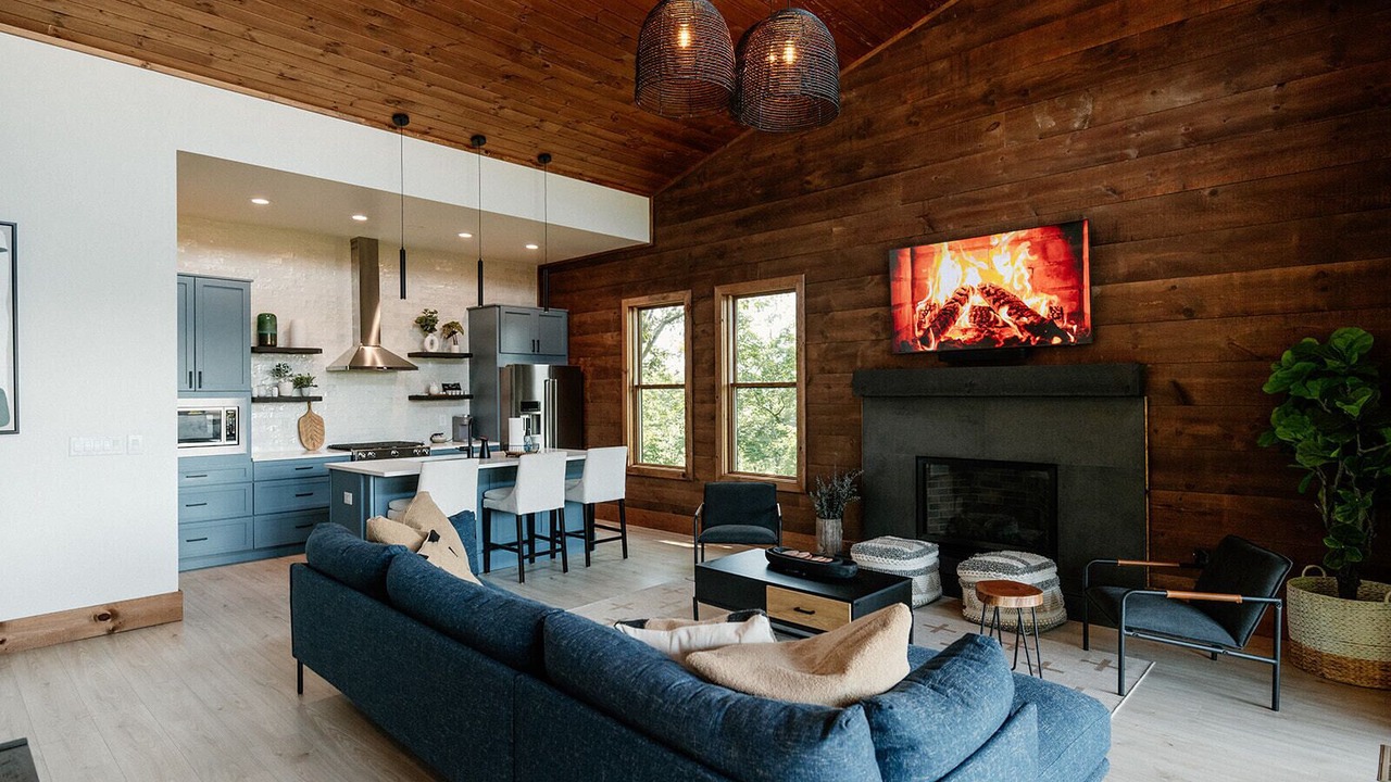 Photo of Livingroom in Foxfire Estates